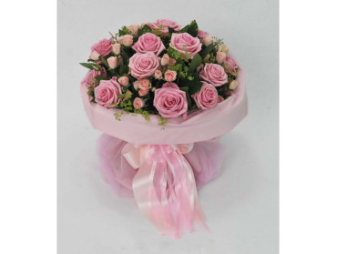 ΜΠΟΥΚΕΤΟ ΜΕ ΡΟΖ ΤΡΙΑΝΤΑΦΥΛΛΑ